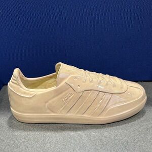 Ceramic Art work of Adidas Samba Men's Tan Sneakers